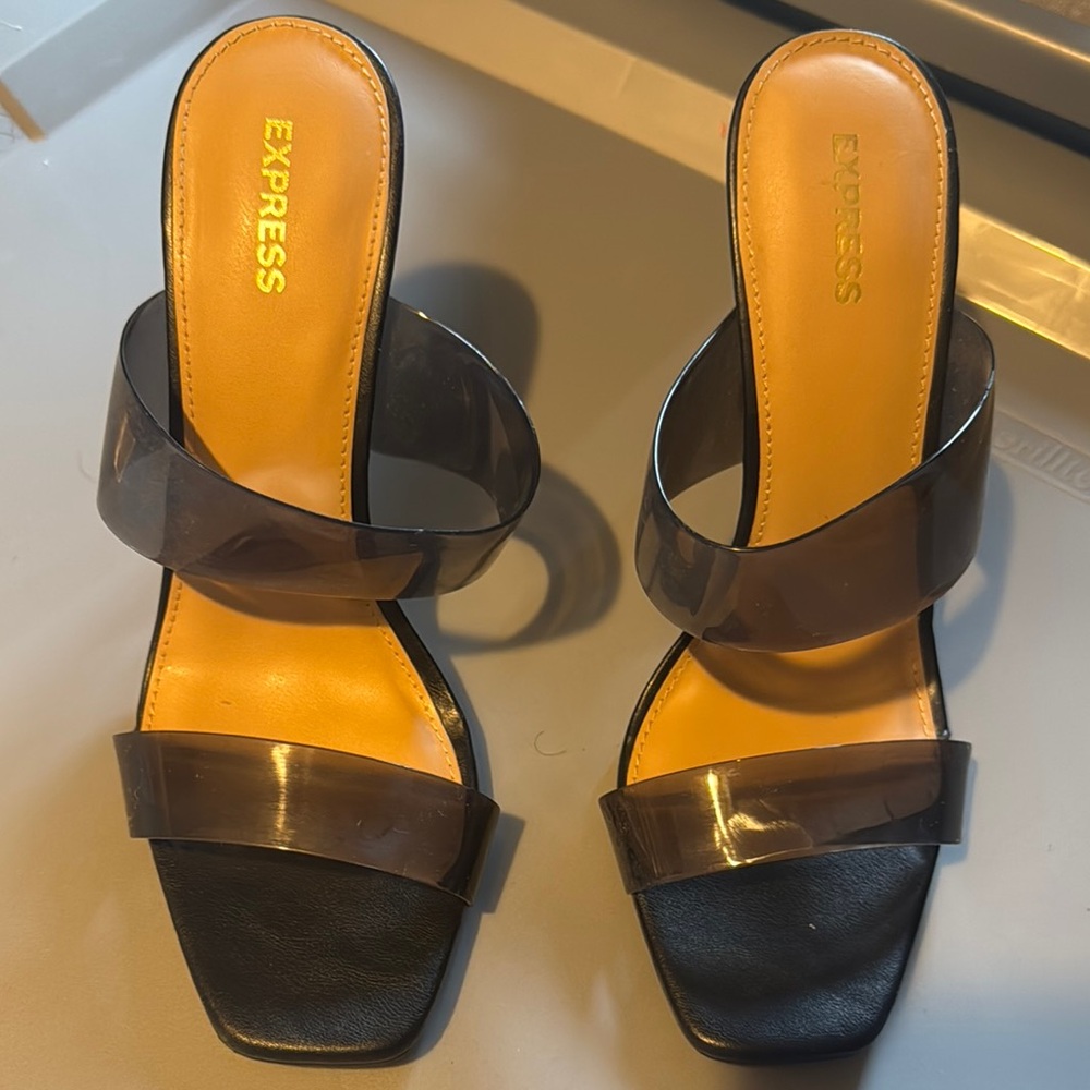 Express Black Heeled Sandals with Sleek Design